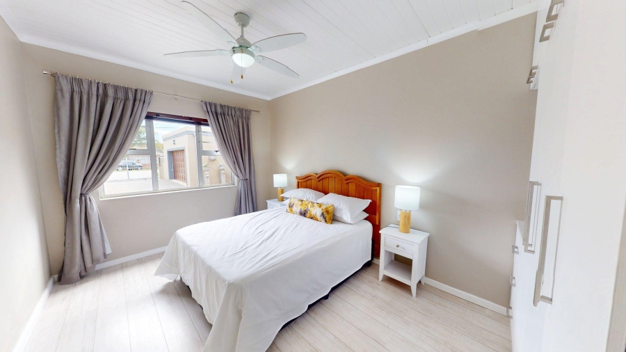 8 Bedroom Property for Sale in Colchester Eastern Cape